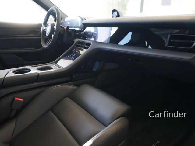 Porsche Taycan 4 Cross Turismo