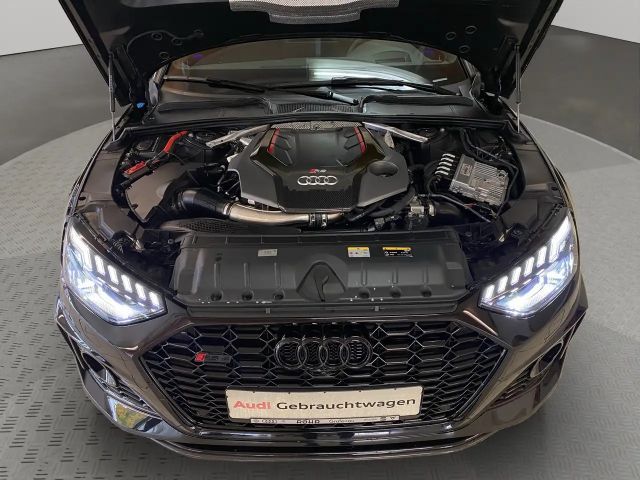 Audi RS4 Avant Quattro