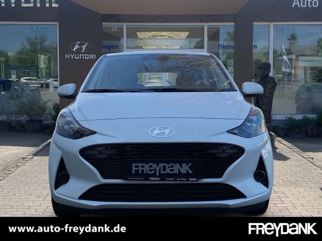 Hyundai i10 1.0 2WD Trend