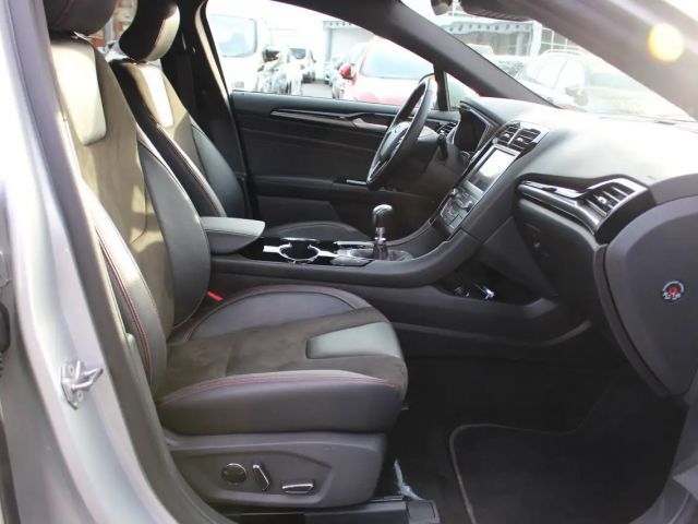 Ford Mondeo ST Line Wagon