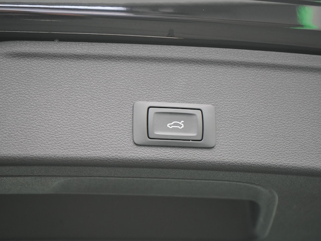 Audi A4 40 TFSI Avant S-Line S-Tronic