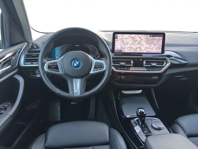 BMW X3 xDrive30e