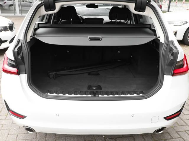 BMW 318 318i Touring