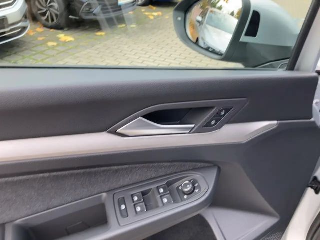 Volkswagen Golf 1.0 TSI Golf VIII Life Variant