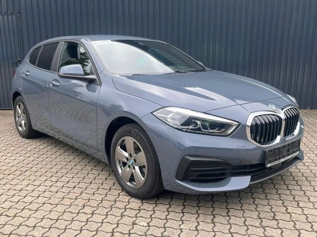 BMW 116 116i 5-deurs Sedan