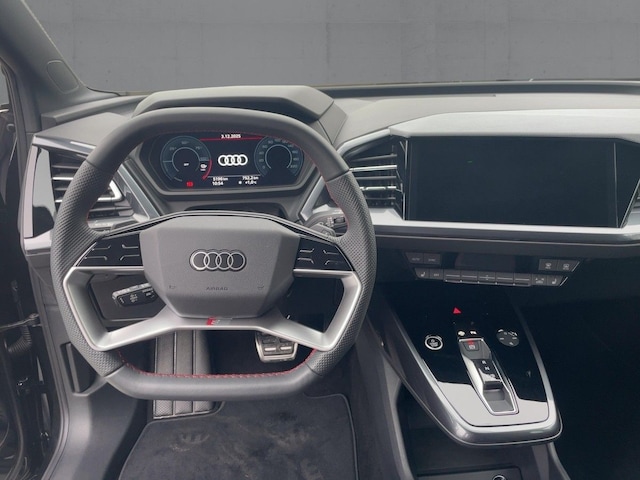 Audi Q4 e-tron SUV 45 e-tron Audi Q4 e-tron