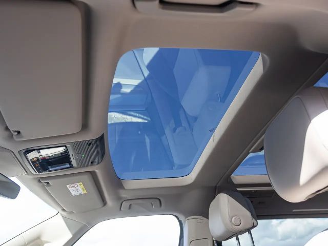 Volkswagen Multivan 2.0 TDI Lang Life T7