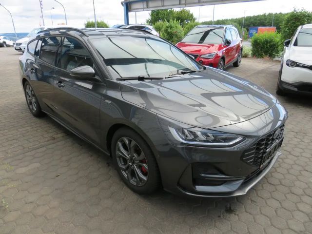 Ford Focus ST Line Wagon