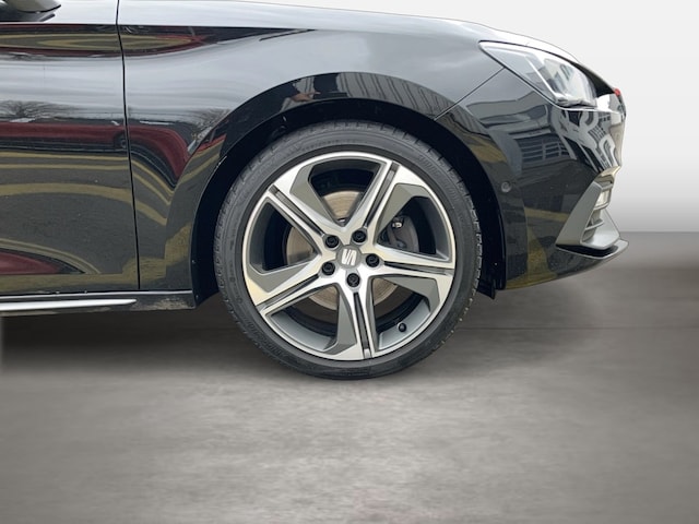 Seat Leon 2.0 TDI DSG FR-lijn Plus Sportstourer