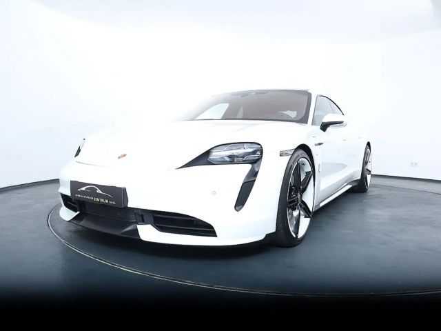 Porsche Taycan Turbo