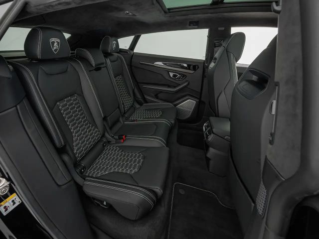 Lamborghini Urus S