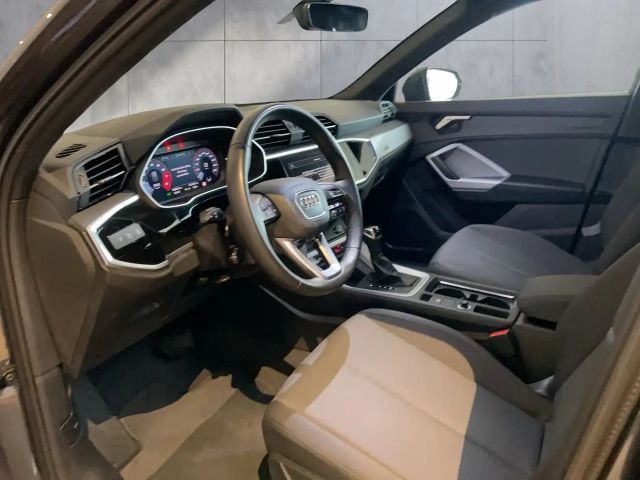 Audi Q3 35 TFSI S-Line