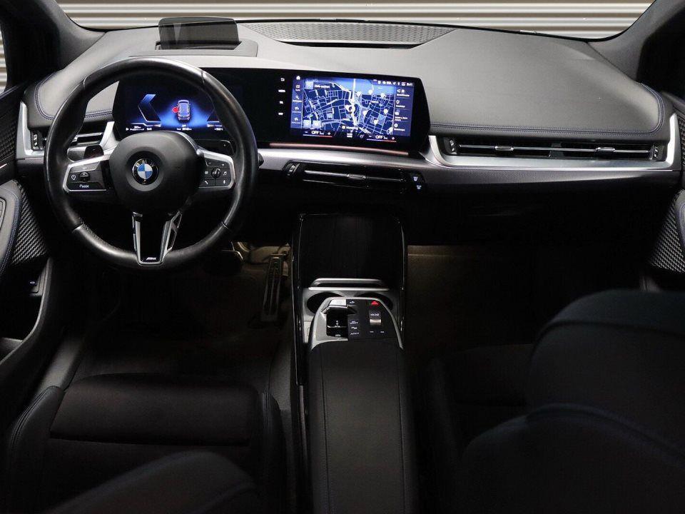 BMW 223 223i xDrive