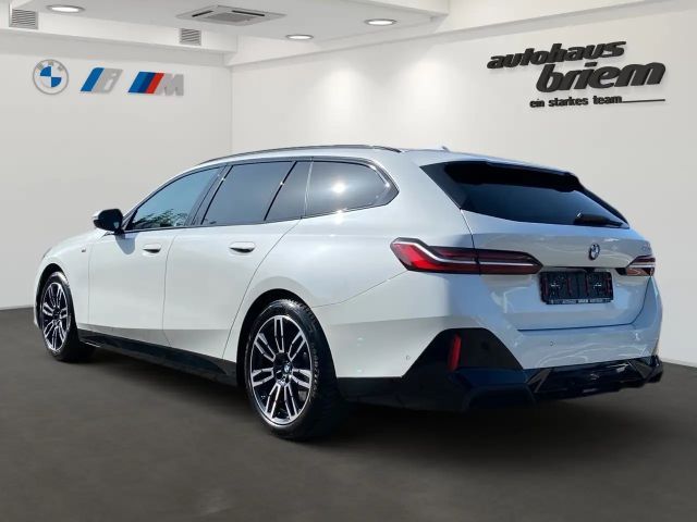 BMW 520 520d M-Sport Touring