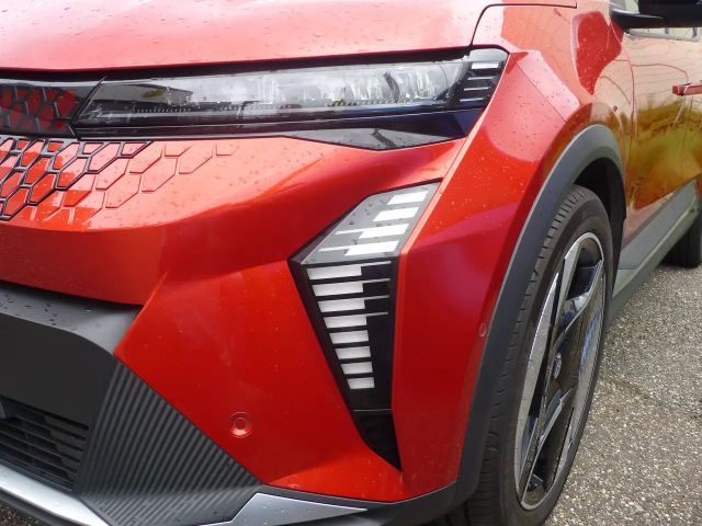 Renault Scenic E-Tech Iconic