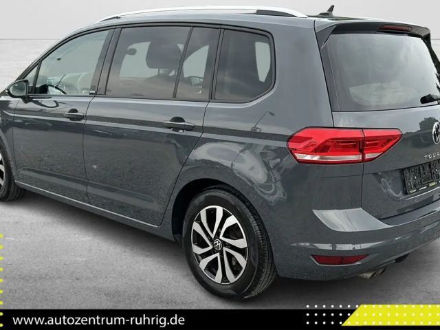Volkswagen Touran Active 7-Sitzer