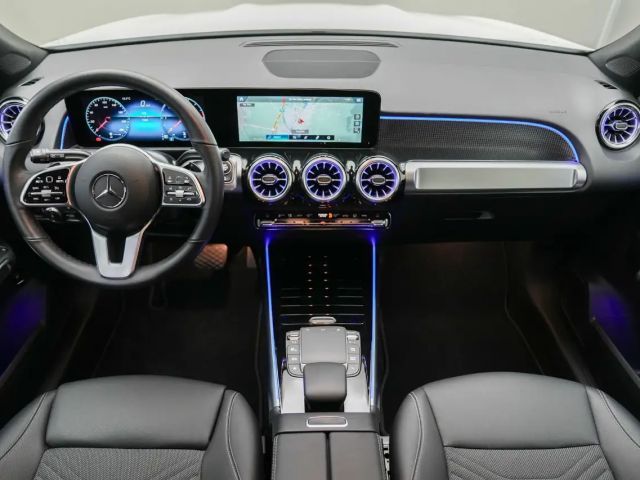 Mercedes-Benz GLB 200 4MATIC GLB 200 d