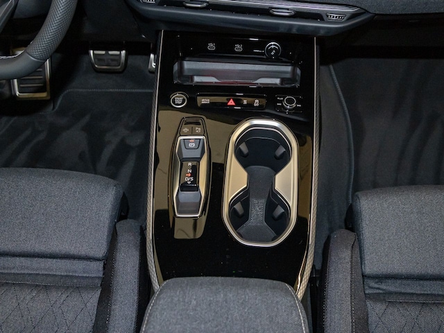 Audi A6 Avant Quattro S-Tronic