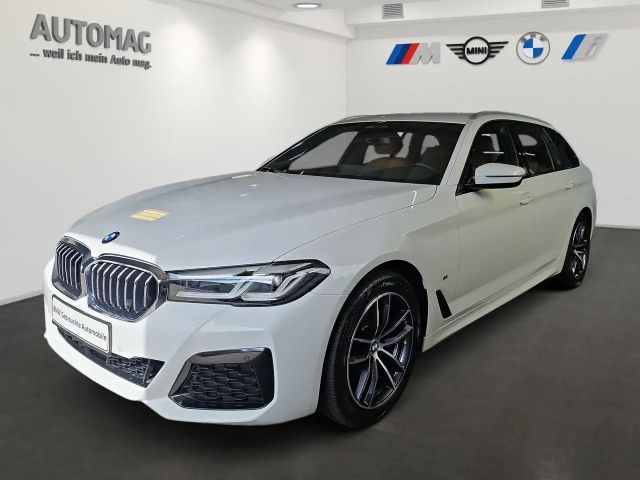 BMW 520 520d M-Sport xDrive