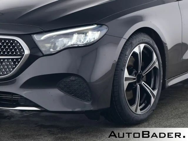 Mercedes-Benz E 220 AVANTGARDE E 220 d Estate