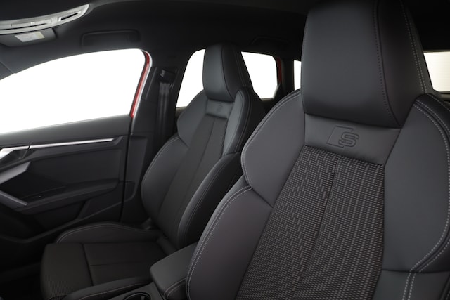 Audi A3 30 TFSI S-Line Sportback