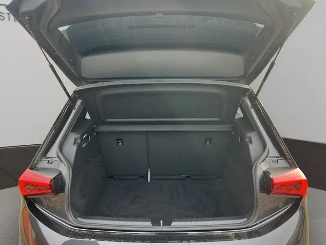 Cupra Born Pilot M - Top View - 19 Zoll - ACC