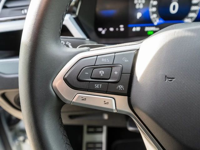 Volkswagen Touran 1.5 TSI DSG