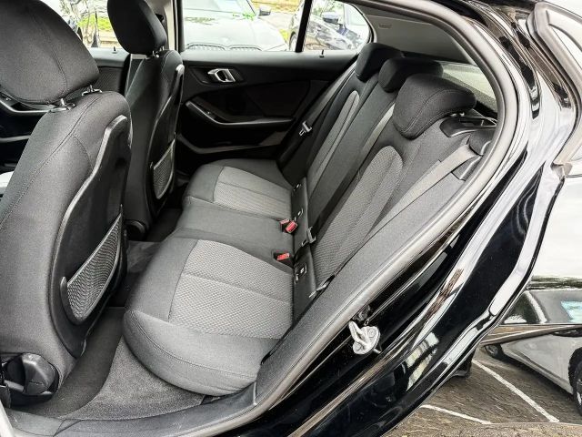 BMW 116 116d Advantage pakket Sedan