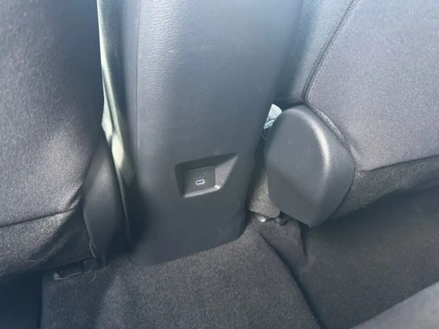 Toyota C-HR Hybride Team D