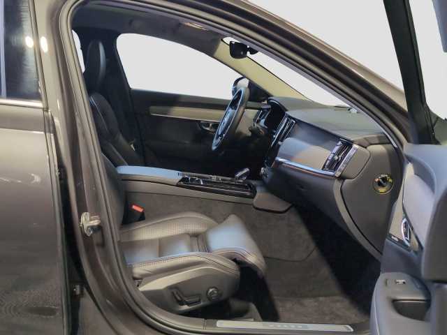 Volvo V90 AWD Recharge T8