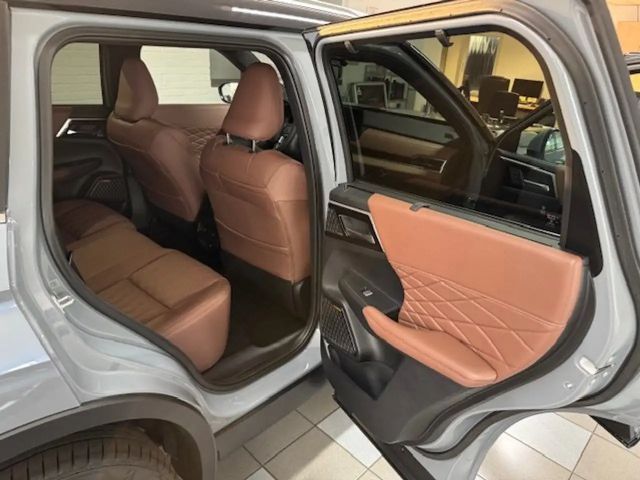 Mitsubishi Outlander 4WD PHEV