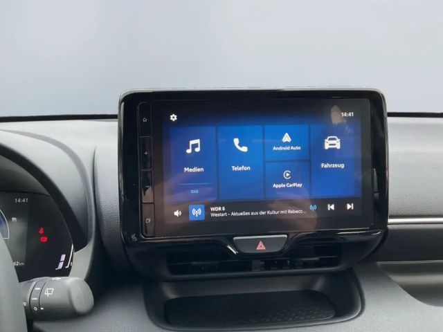 Toyota Yaris Hatchback Hybride VVT-i