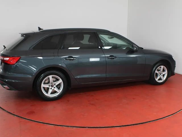 Audi A4 35 TDI Avant S-Tronic