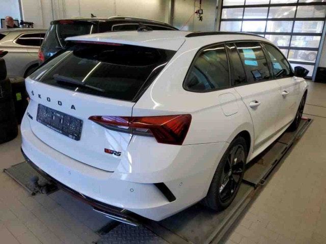 Skoda Octavia 2.0 TSI Combi RS