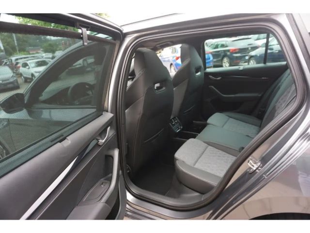Skoda Octavia 2.0 TDI Combi Sportline