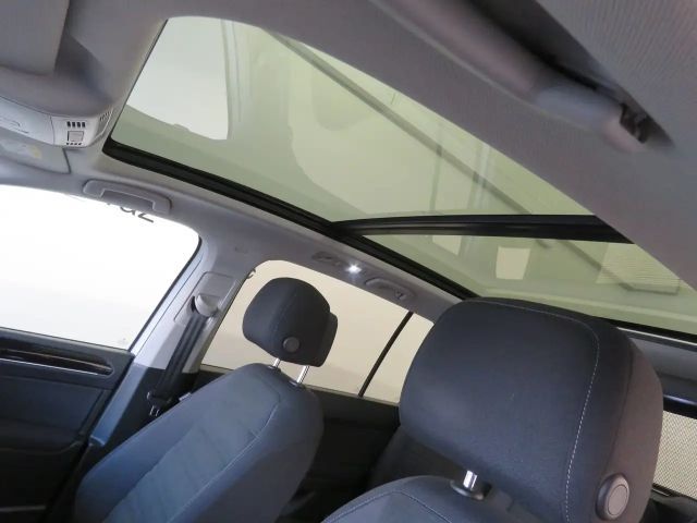 Volkswagen Touran DSG