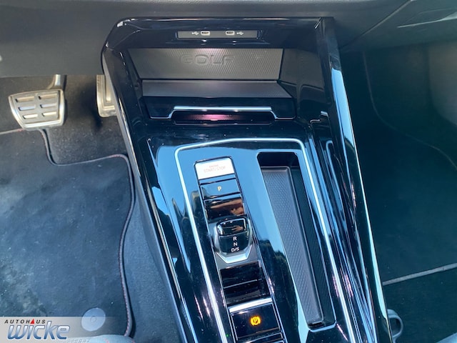 Volkswagen Golf 2.0 TSI DSG GTI