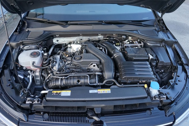 Volkswagen Golf 1.5 TSI Golf VIII Life