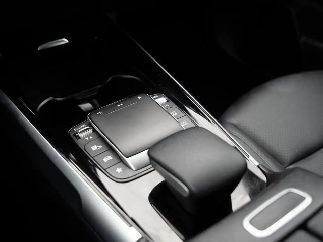 Mercedes-Benz GLB 250 4MATIC