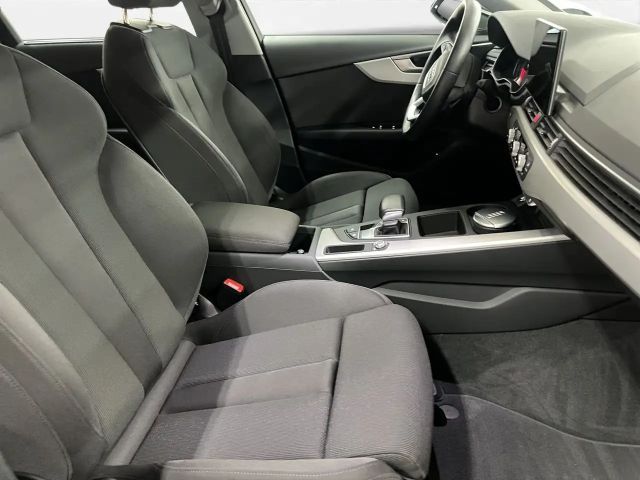 Audi A4 35 TDI S-Line