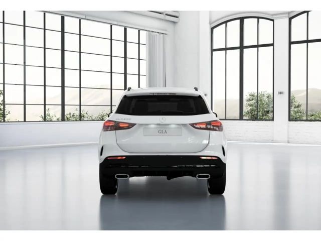 Mercedes-Benz GLA 200 AMG Line