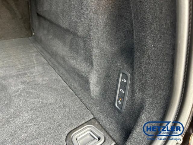 Volvo XC60 AWD Dark Ultra