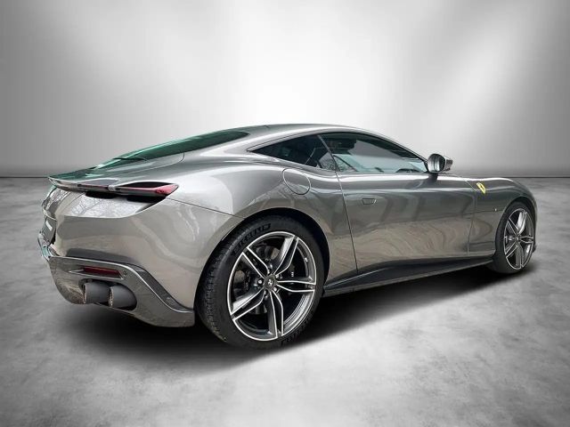 Ferrari Roma *Carbon*Ferrari-Dresden*