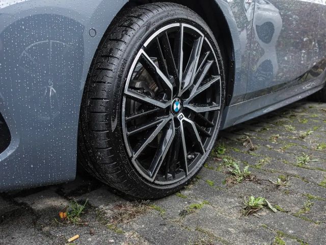 BMW 118 118i M-Sport Sedan