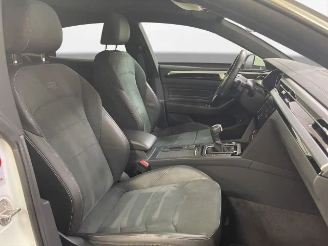 Volkswagen Arteon 2.0 TSI R-Line
