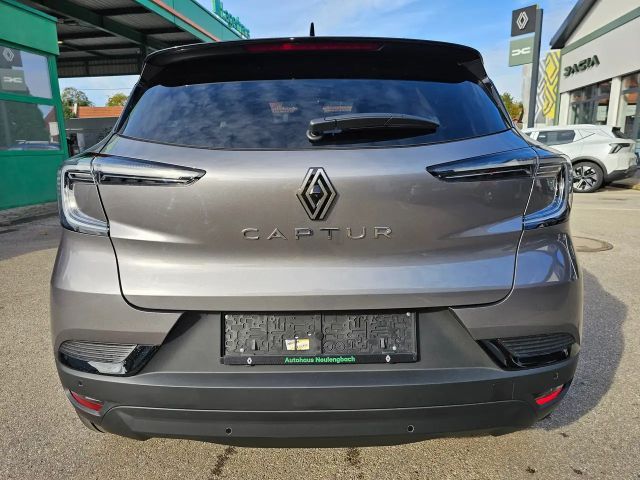 Renault Captur EDC Hybrid Techno