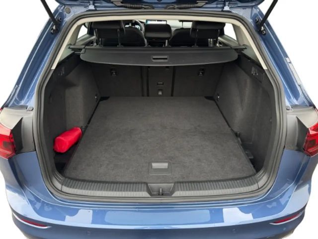 Volkswagen Golf 1.5 eTSI DSG Variant