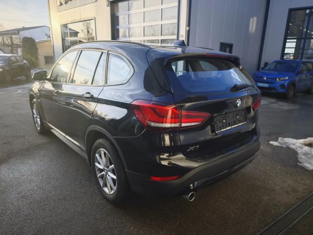 BMW X1 Advantage pakket sDrive18i