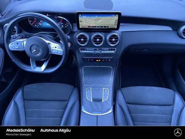 Mercedes-Benz GLC 300 4MATIC AMG Line