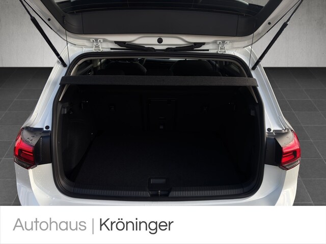 Volkswagen Golf 1.5 eTSI DSG Golf VIII Move